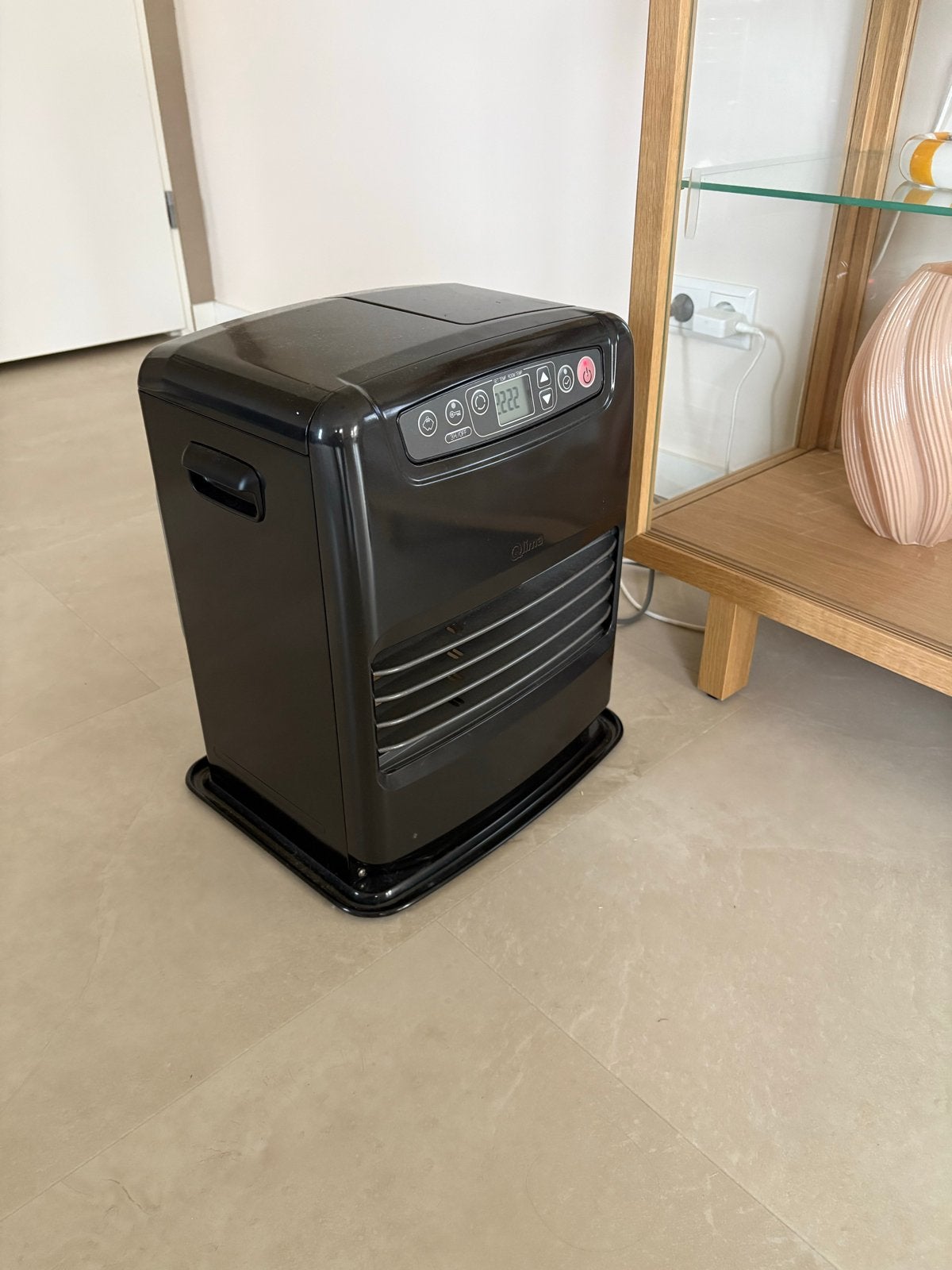 Qlima SRE 3230 TC-2 petroleumkachel - Zwart, Ophalen, 30 tot 80 cm, Kachel, Minder dan 60 cm