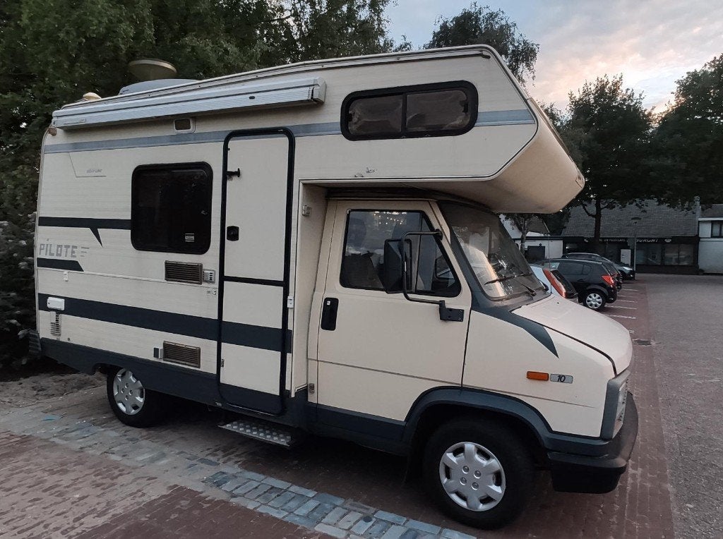 Fiat camper – rijdt prima – moet weg, Auto's, Wit, Overige kleuren, Particulier, Euro 4