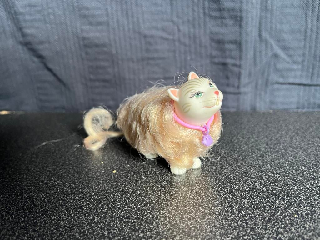 Barbie vintage poes fluffy, Ophalen of Verzenden, Zo goed als nieuw