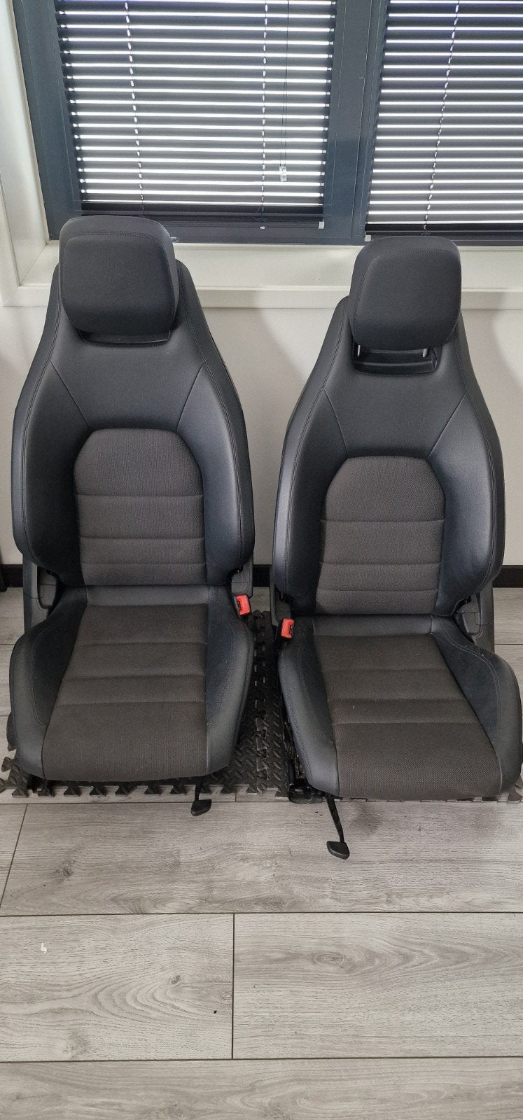 Mercedes C-Klasse W204 sedan/coupé voorstoelen, Auto-onderdelen, Interieur en Bekleding, Ophalen, Gebruikt, Mercedes-Benz