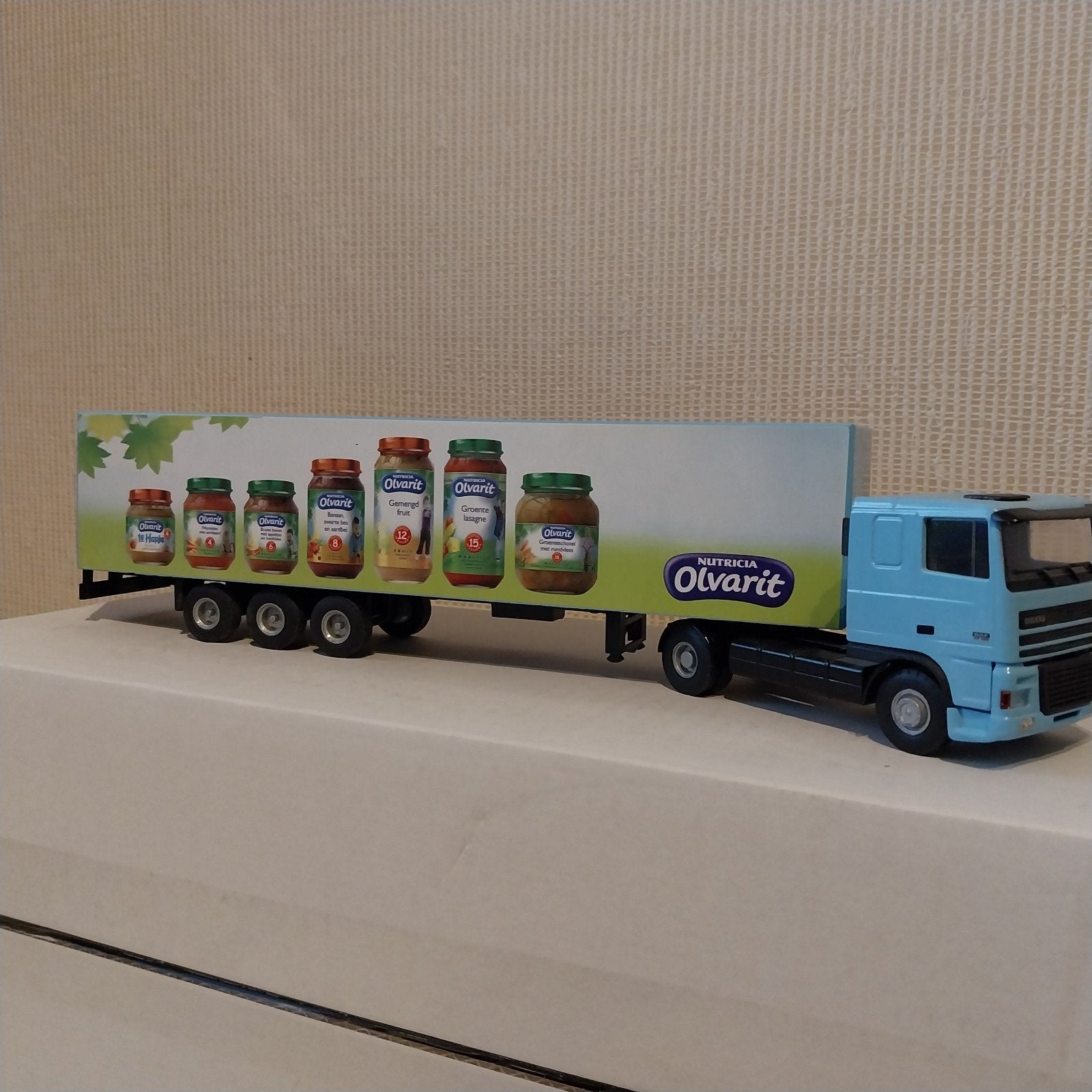 Lion Toys DAF 95XF 480 truck met oplegger Olvarit, Ophalen of Verzenden, Zo goed als nieuw, Bus of Vrachtwagen, Lion Toys