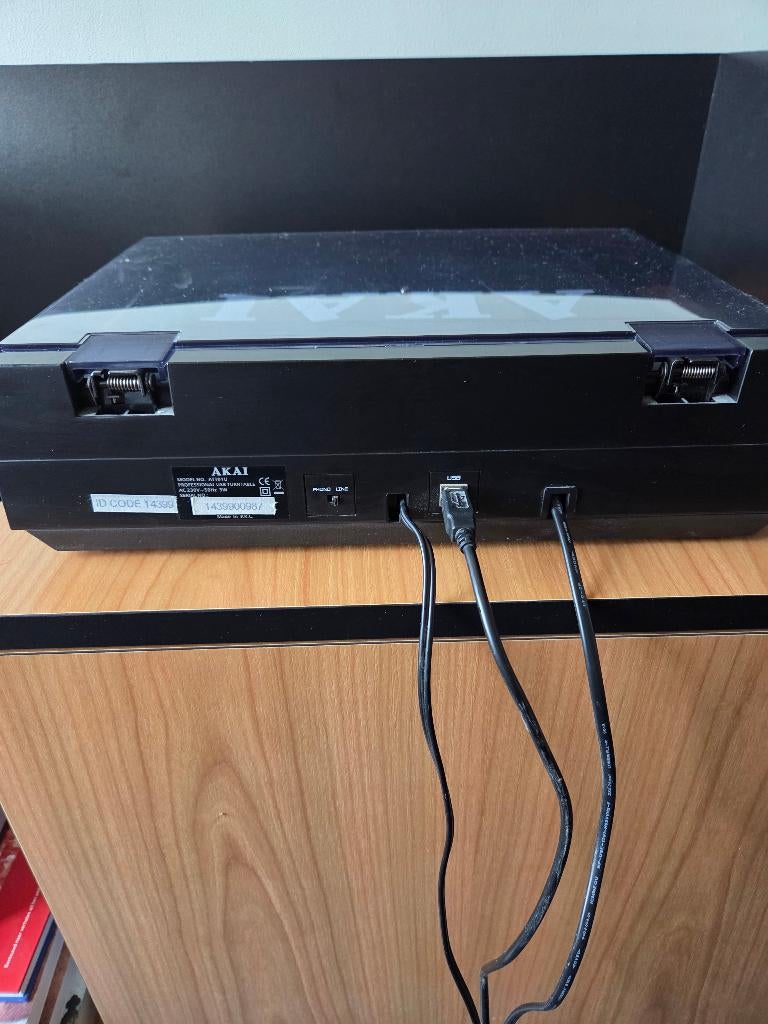 Akai platenspeler ATT01U, Ophalen, Gebruikt, USB-aansluiting, Platenspeler