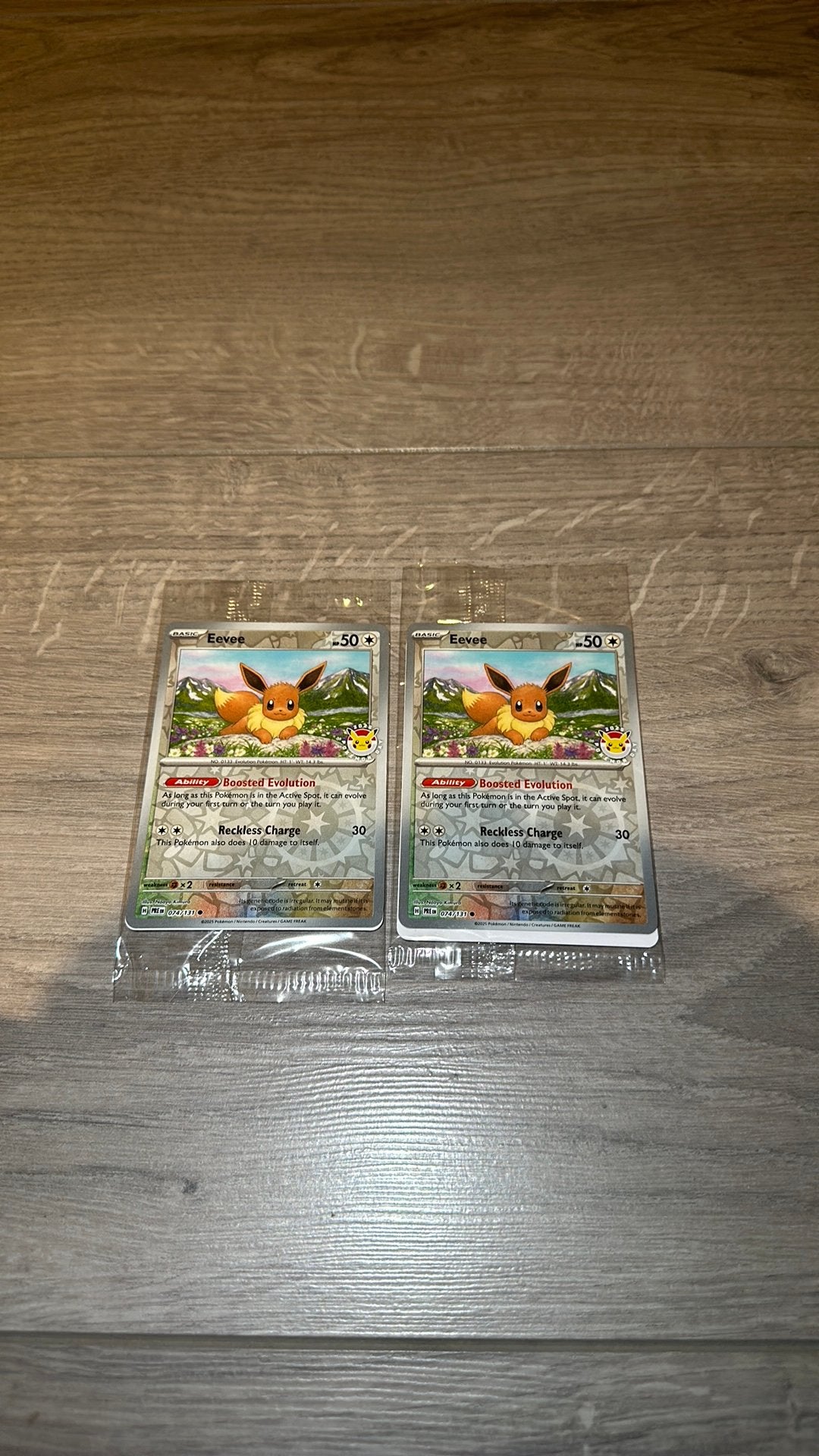 2x Eevee Pokemon Day 2025 (Sealed), Ophalen of Verzenden, Nieuw