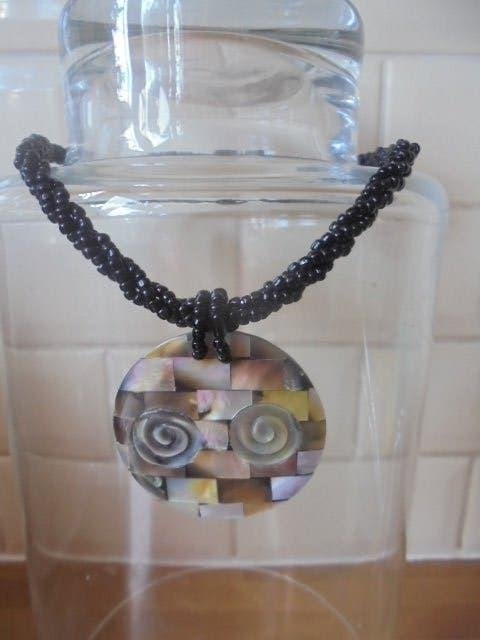 Prachtige ketting met hanger parelmoer, Met hanger, Overige kleuren, Ophalen of Verzenden, Zo goed als nieuw