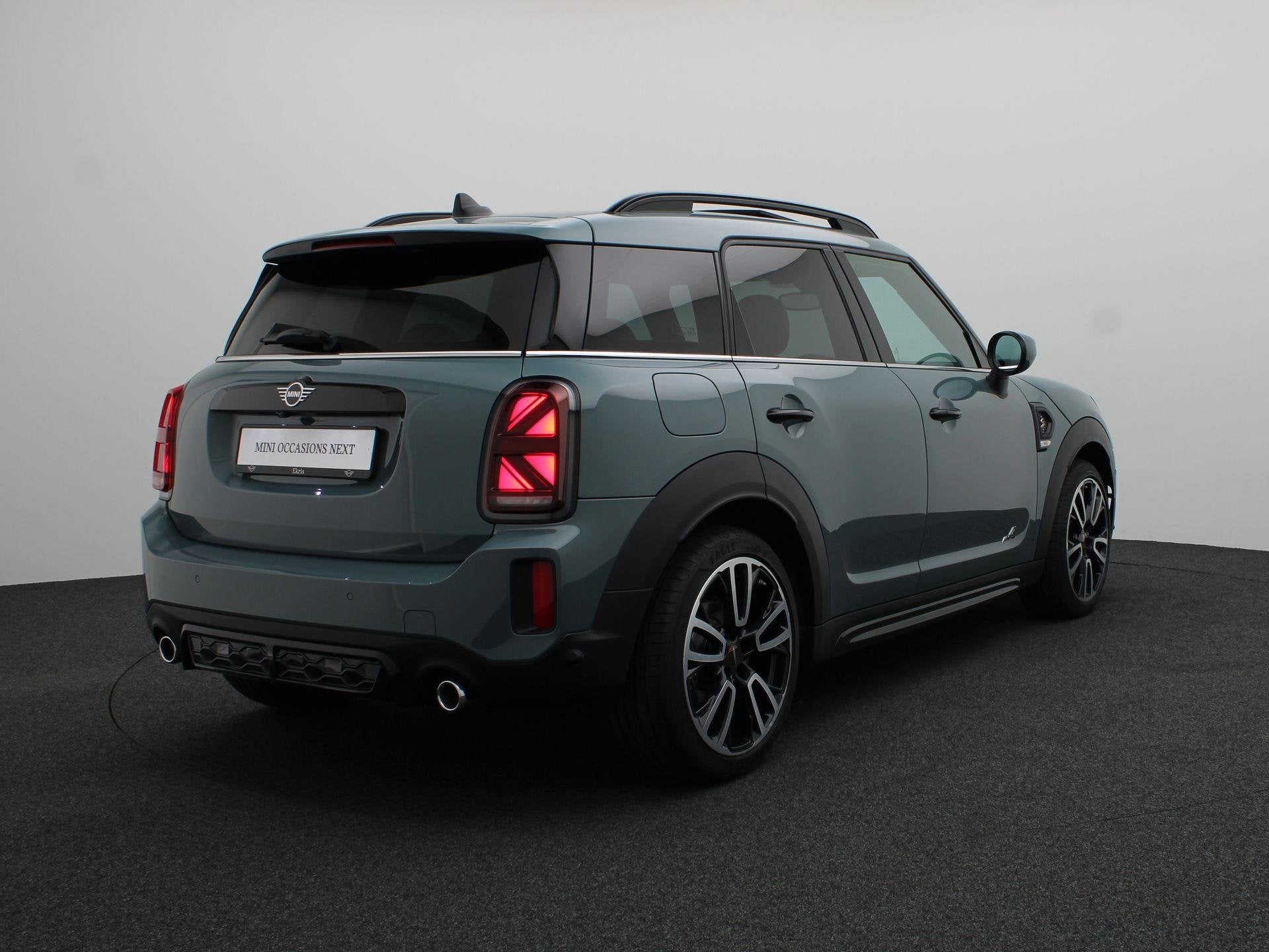 MINI Countryman Cooper S ALL4 John Cooper Works + Harman-Kar, Automaat, 1998 cc, Stof, Euro 6