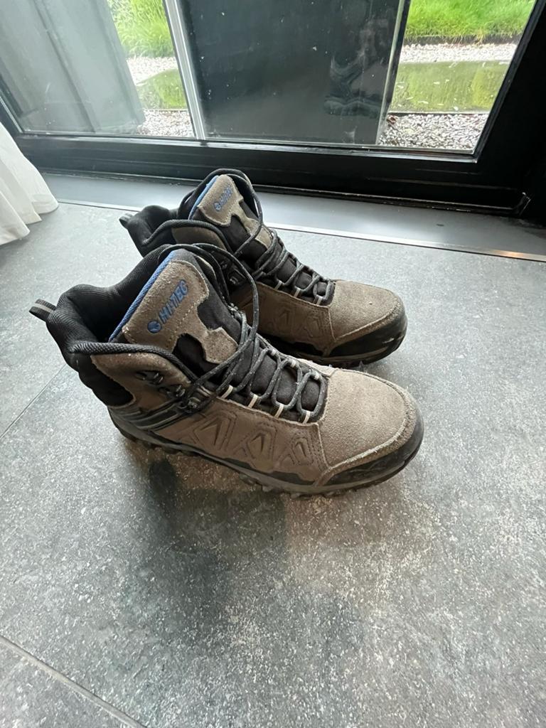 Wandelschoenen Hightec, maat 42, Sport en Fitness, Ophalen, Zo goed als nieuw, Schoenen
