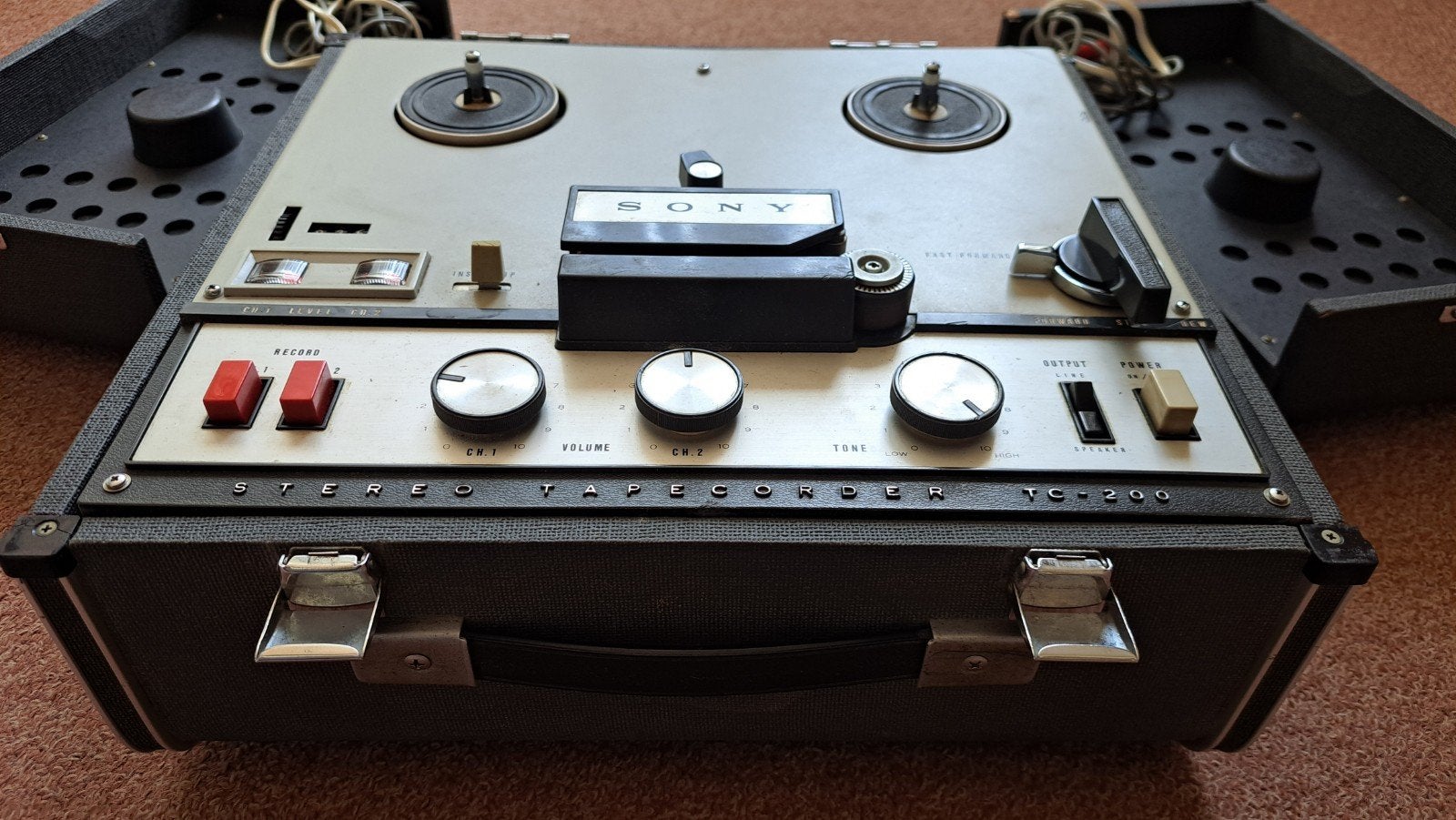 Vintage Sony TC-200 Stereobandrecorder (ophalen in Den Haag), Audio, Tv en Foto, Bandrecorders, Ophalen, Bandrecorder