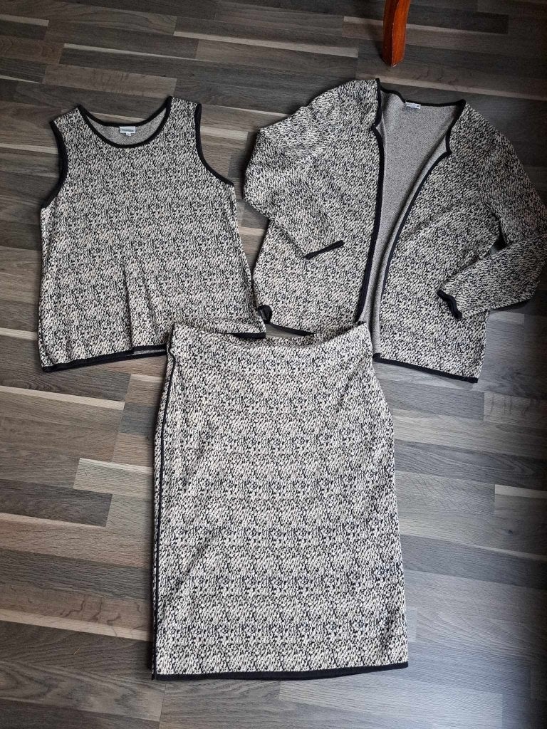 Mayerline, set, 3-delig, mt 44, twinset met rok, Ophalen of Verzenden, Zo goed als nieuw, Maat 42/44 (L)