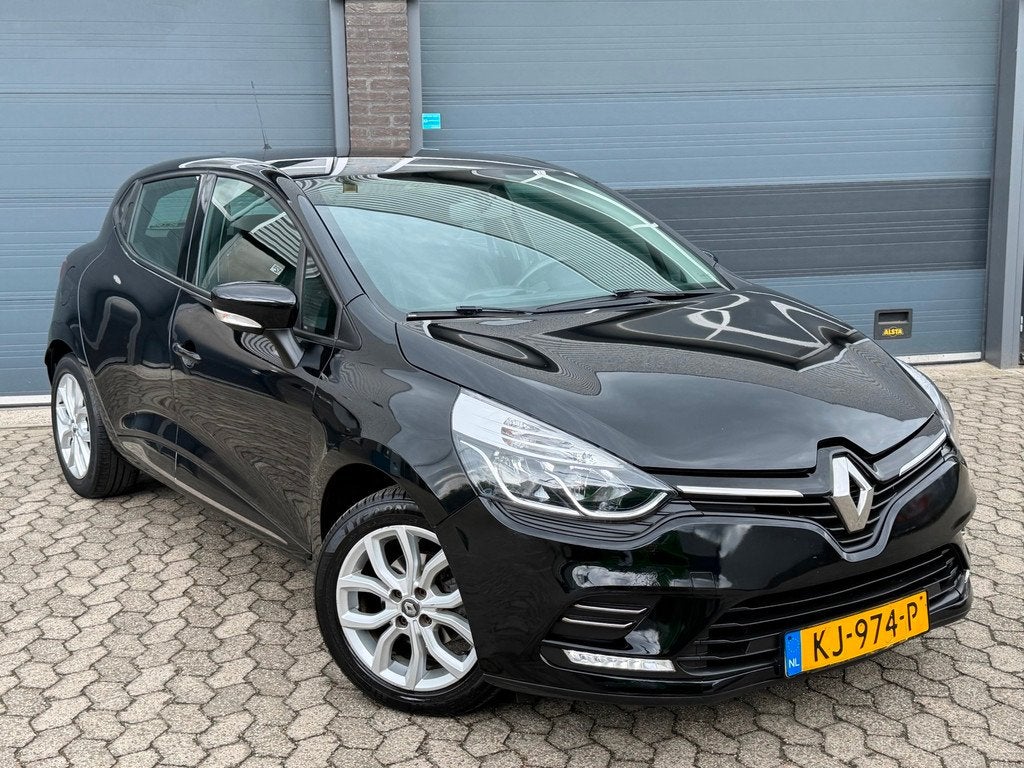 Renault Clio 0.9 TCe intens| NAV|CRUISE|AIRCO|NAP|APK, Voorwielaandrijving, 898 cc, Gebruikt, Origineel Nederlands
