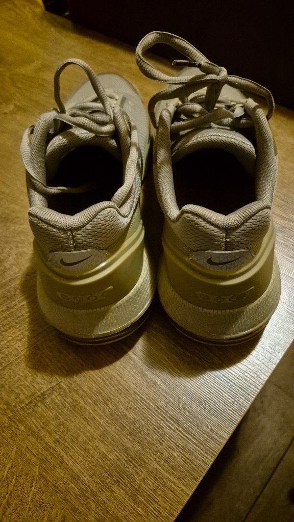 Nike air max maat 45 origineel uit de winkel, Ophalen, Overige kleuren, Nike, Sneakers of Gympen