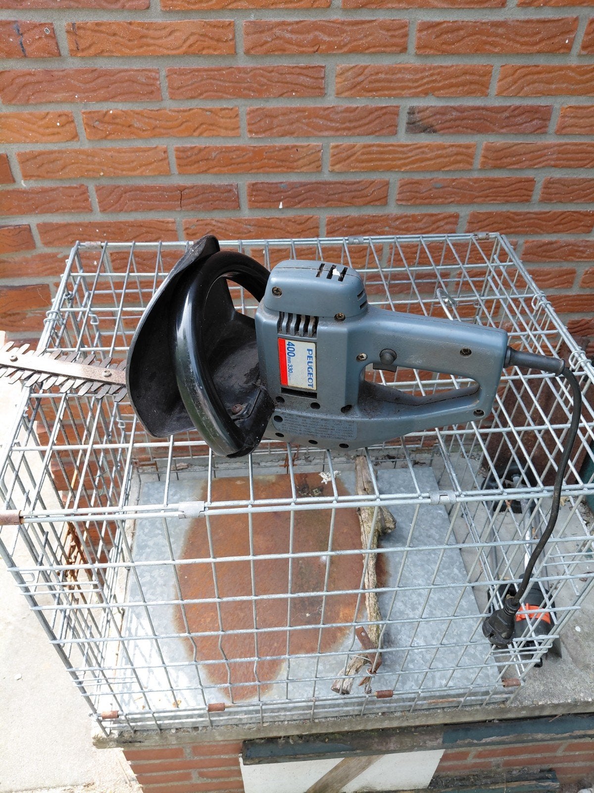 Peugeot heggeschaar. Werkt goed., Tuin en Terras, Heggenscharen, Ophalen, Elektrisch