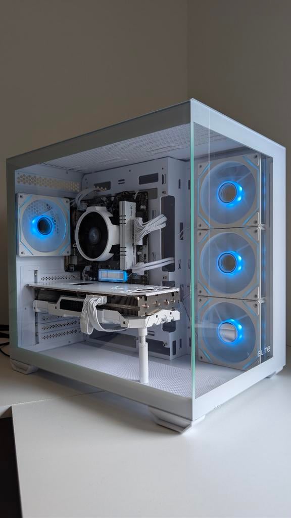 White RGB Gaming PC | RX 5700 XT | Ryzen 5 | 16GB | 144 FPS, Ophalen, Zelfbouw / Custom Gaming PC, Zo goed als nieuw, Gaming