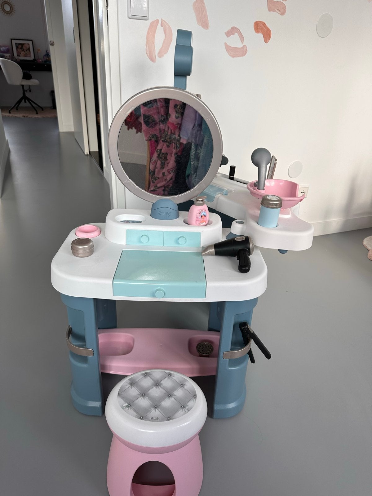 Smoby My Beauty Center speelset met accessoires, Ophalen of Verzenden, Gebruikt, Meisje