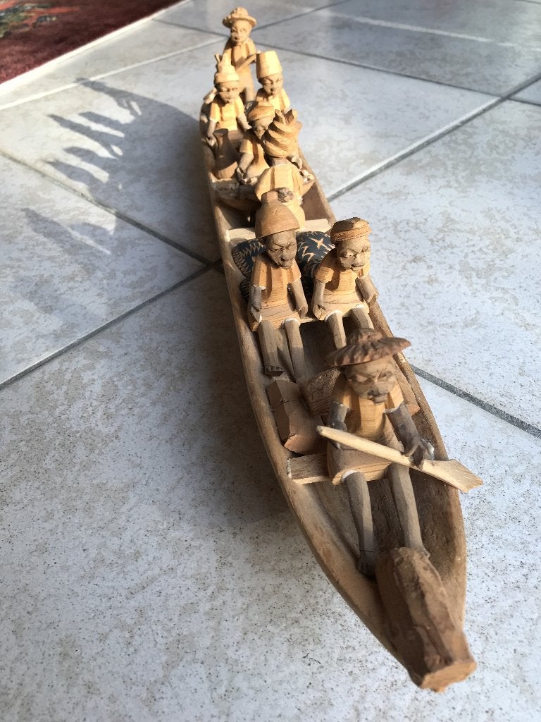 Afrikaans houtsnijwerk (Pirogue), Antiek en Kunst, Handgemaakt, Hout, Overige stijlen, Afrika