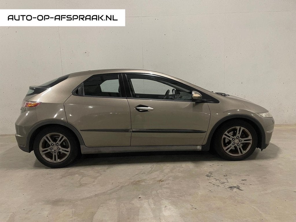 Honda Civic 1.8 Executive Automaat Pano Airco Cruise C., Auto's, Honda, Gebruikt, 4 cilinders, Origineel Nederlands, Bedrijf