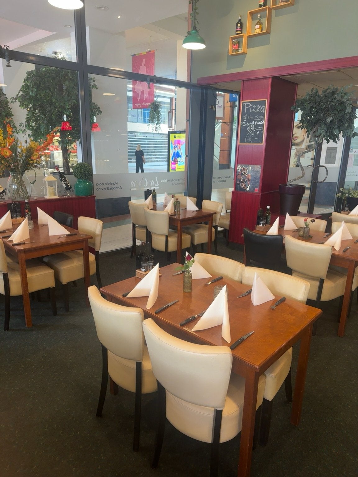 Complete horeca inventaris | Meubilair + keukenapparatuur, Zakelijke goederen, Horeca | Meubilair en Inrichting, Ophalen, Gebruikt