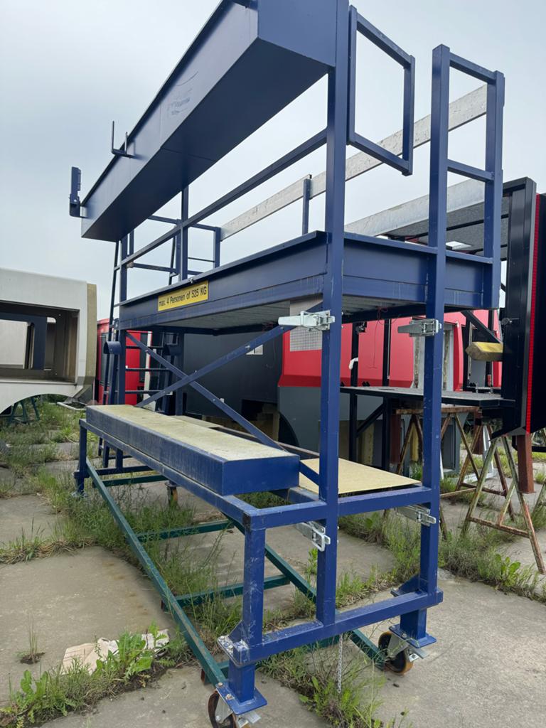Stevige mobiele werksteiger - Max. 4 personen/525 kg, Ophalen
