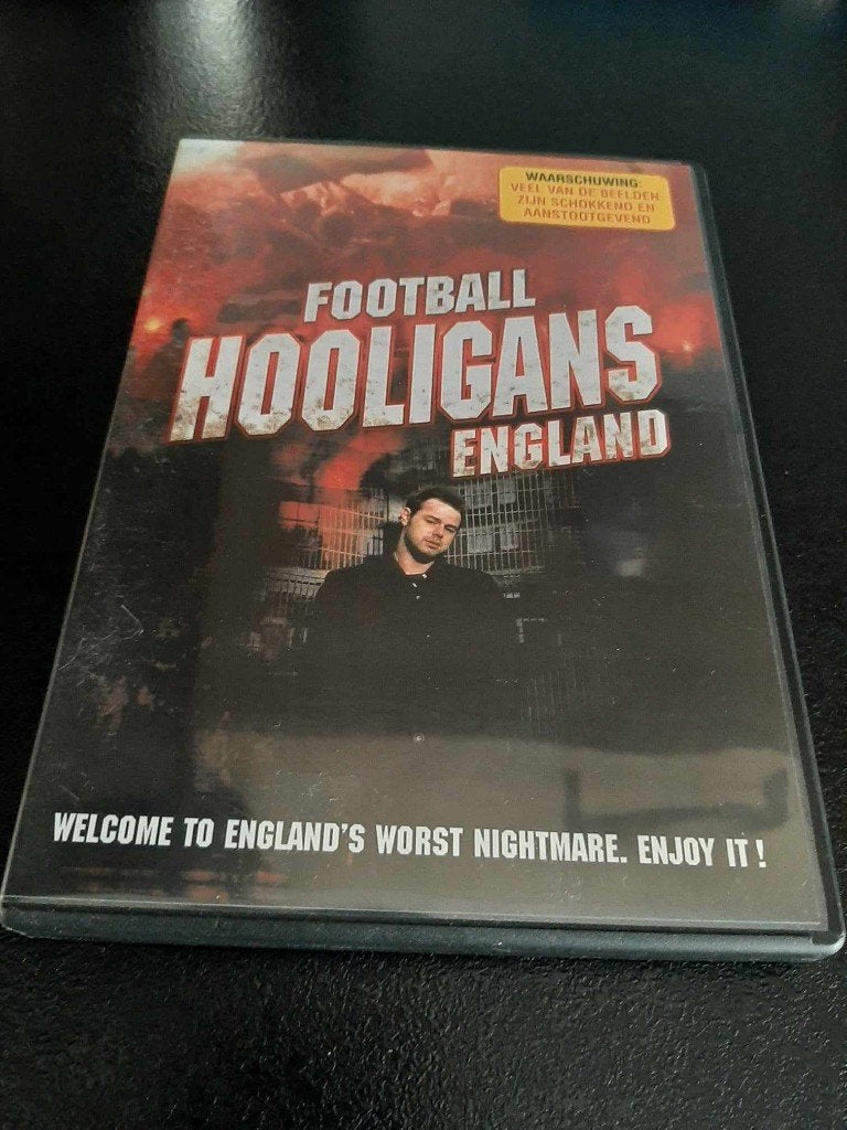 Football hooligans England!, Vanaf 16 jaar, Ophalen of Verzenden, Gebruikt, Overige genres