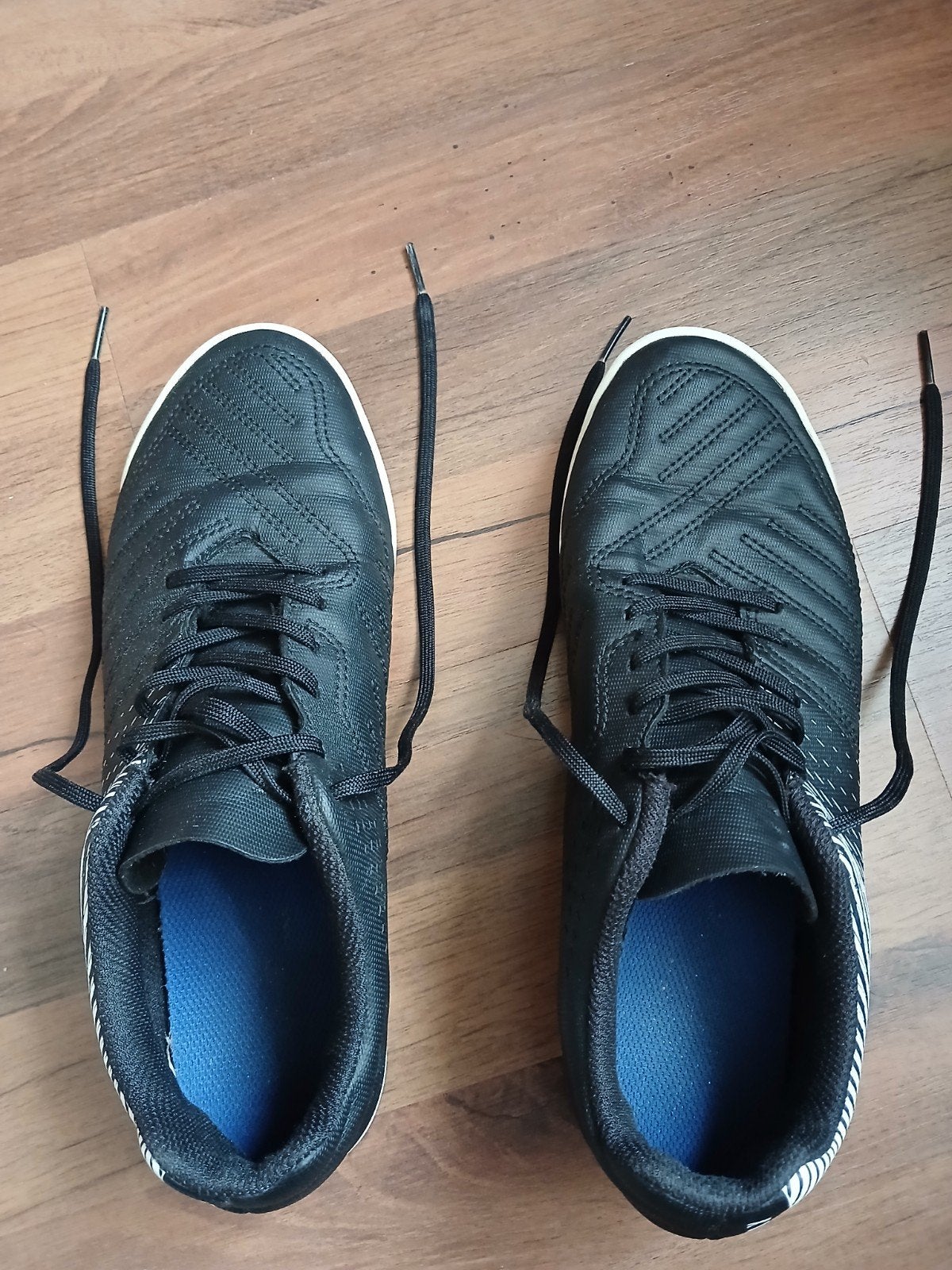 Zwarte kipsta sport/voetbal schoenen, Kleding | Heren, Ophalen, Kipsta, Gedragen, Sportschoenen