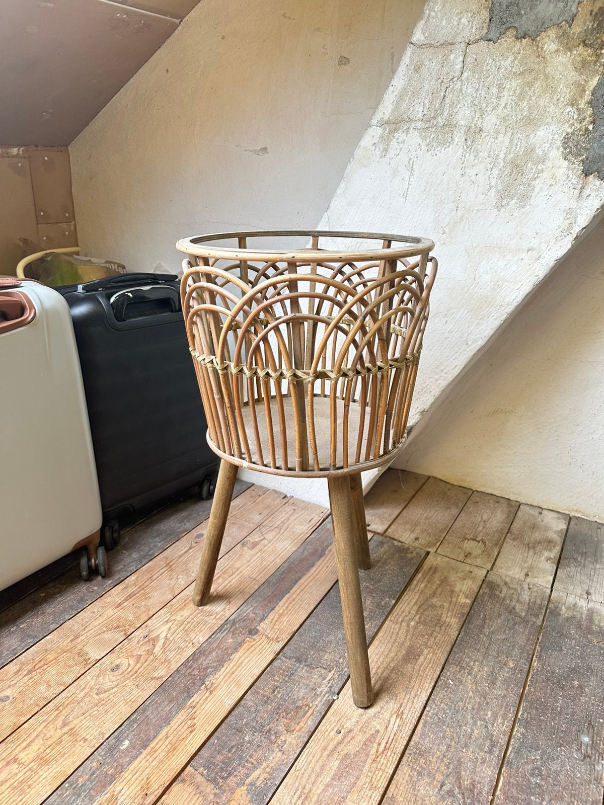 Plantenstandaard rotan, Ophalen, Zo goed als nieuw, Rond, Minder dan 30 cm