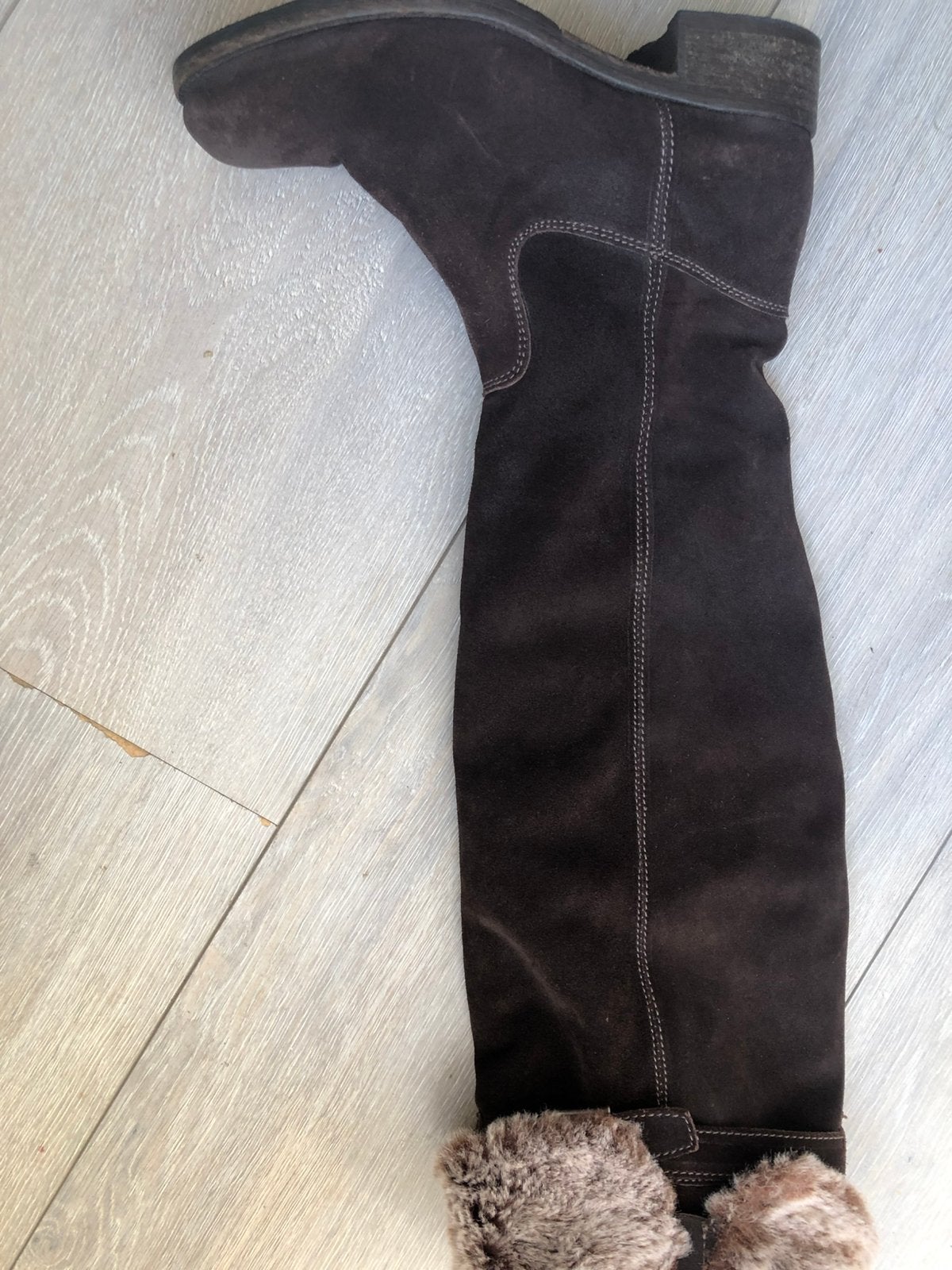 Te koop: leren overknee laarzen, bont gevoerd, 38, Ophalen of Verzenden, Zo goed als nieuw, Zwart, Hoge laarzen