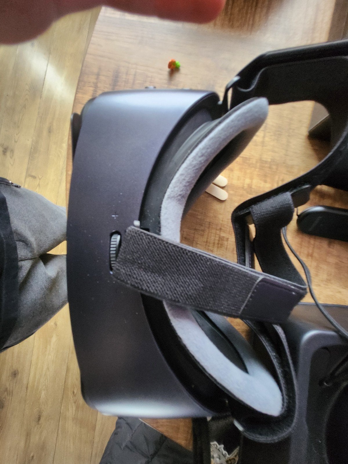 mag voor weinig weg Samsung Gear VR met Controller (Powered, Spelcomputers en Games, Verzenden, Gebruikt, VR-bril, Telefoon