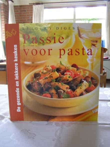 Boek, passie voor pasta, Ophalen of Verzenden, Zo goed als nieuw, Italië