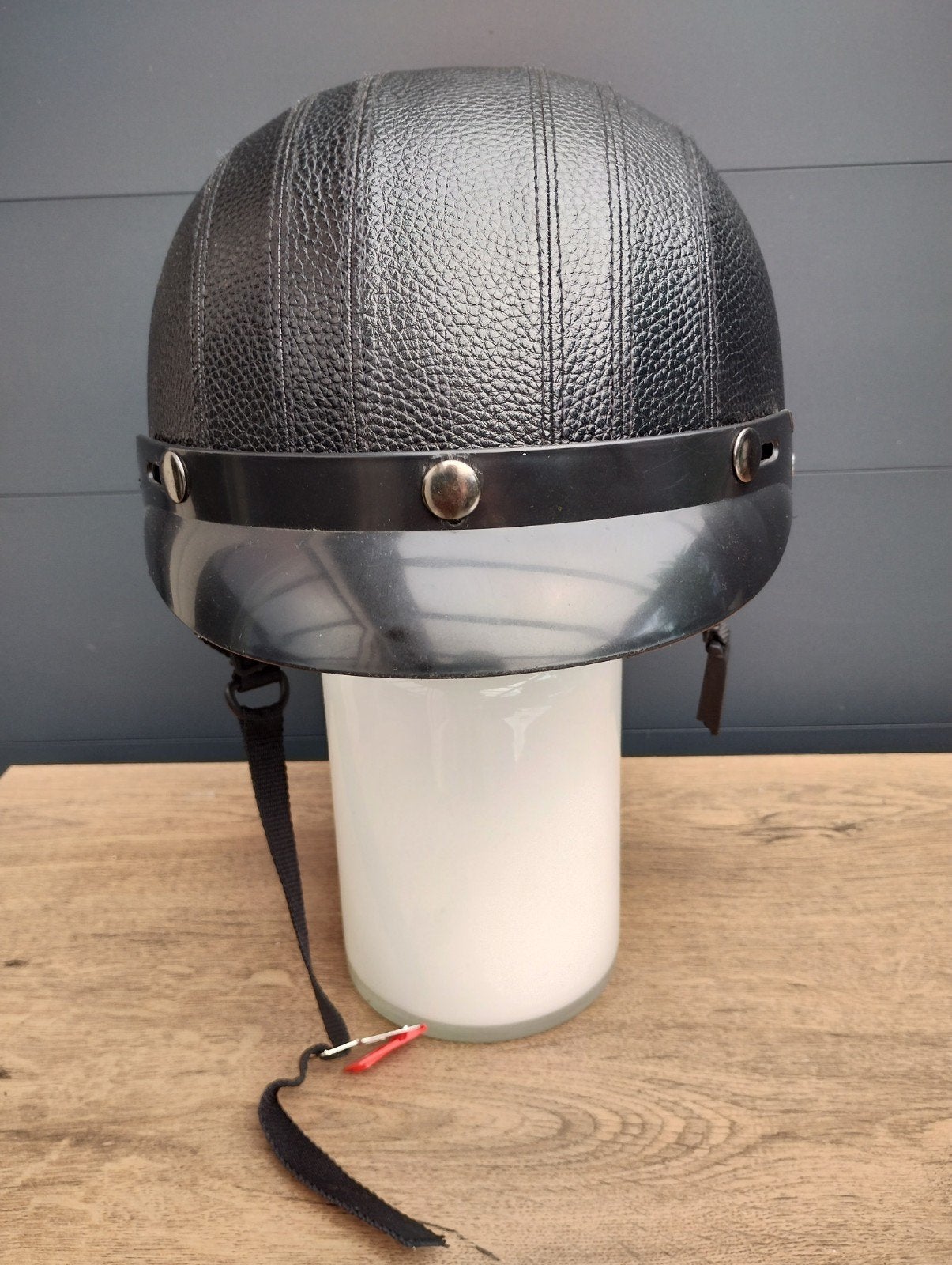 Zwarte helm voor scooter of fatbike., Ophalen, Zo goed als nieuw, Medium