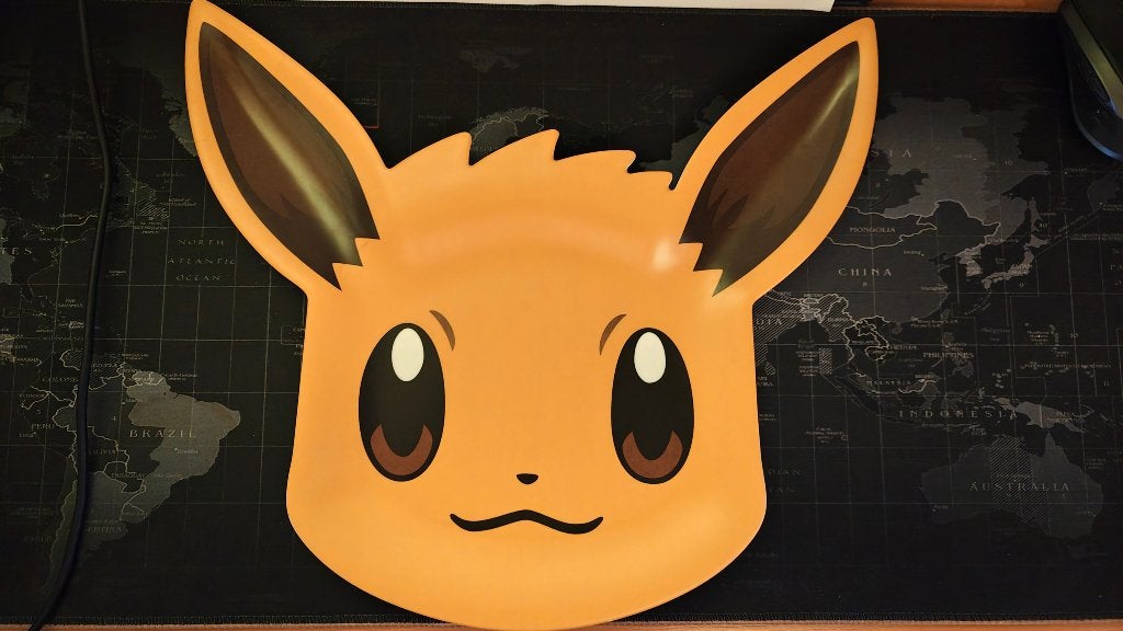 Official Pokémon Cafe Exclusive Eevee Face Souvenir Plate, Overige materialen, Overige merken, Ophalen of Verzenden, Zo goed als nieuw
