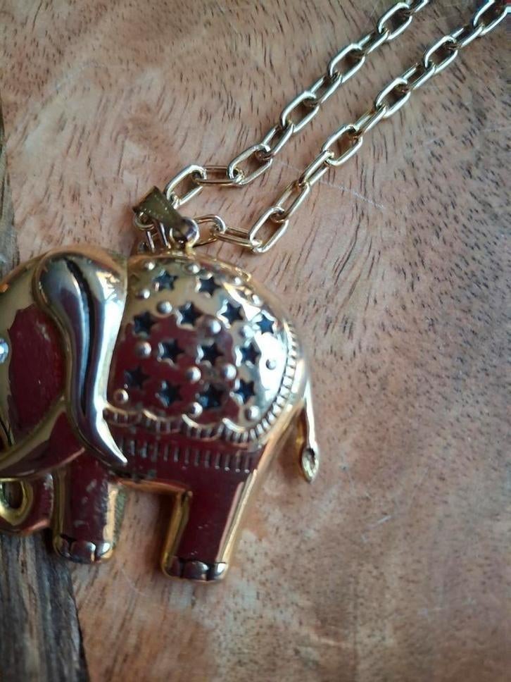 Mooie Kettingen kat of uil of olifant of danspopje of oorbel, Overige materialen, Verstelbaar, Overige kleuren, Ophalen of Verzenden