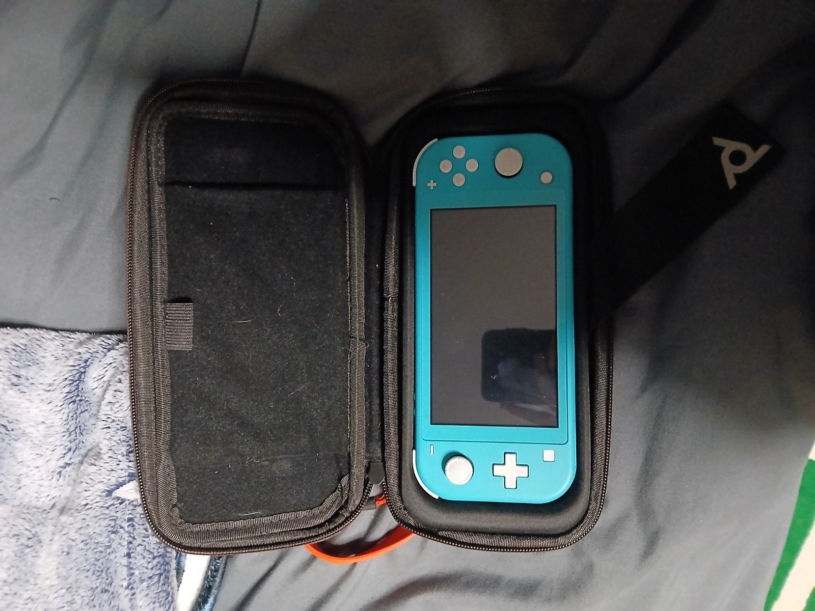 Nintendo Switch Lite Turquoise met beschermhoes, Ophalen, Turquoise, Zo goed als nieuw, Met beschermhoes of tas