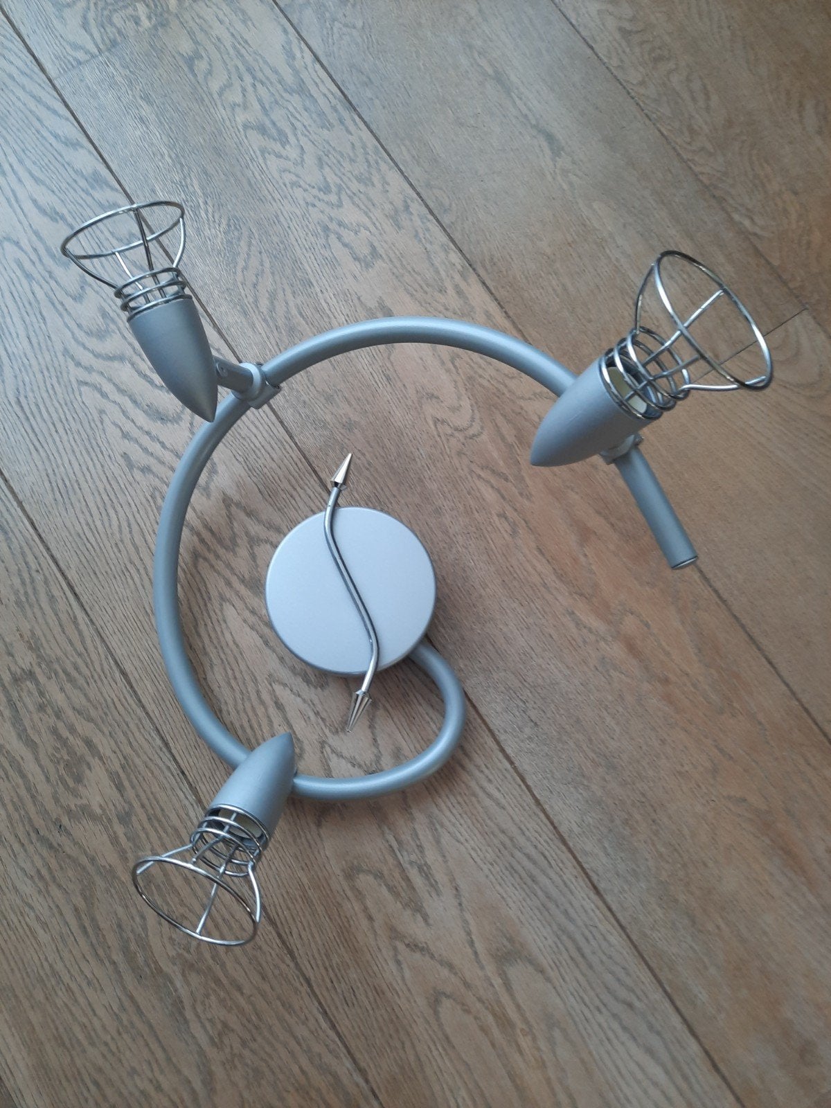 Massive plafondlamp met 3 spots, grijs, Huis en Inrichting, Kasten | Televisiemeubels, Ophalen, Minder dan 50 cm, Gebruikt, Minder dan 25 cm