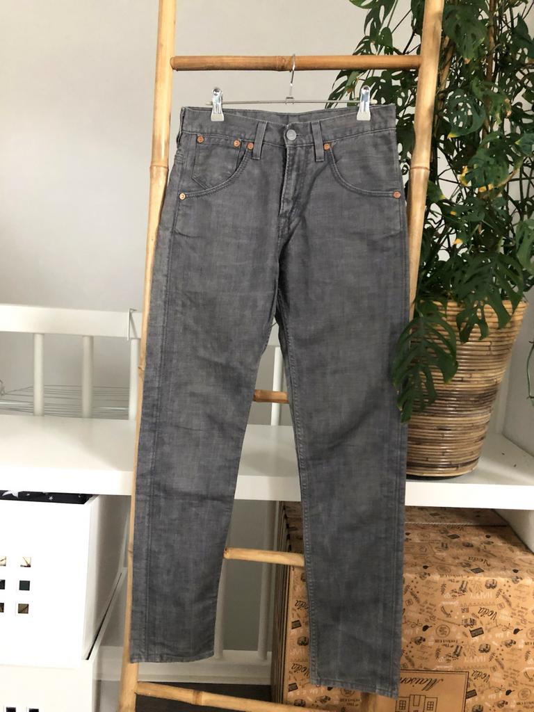 Levi's 508 Grijs Jeans W28 L32 - Zo goed als nieuw, Ophalen of Verzenden, Zo goed als nieuw, Grijs, W32 (confectie 46) of kleiner