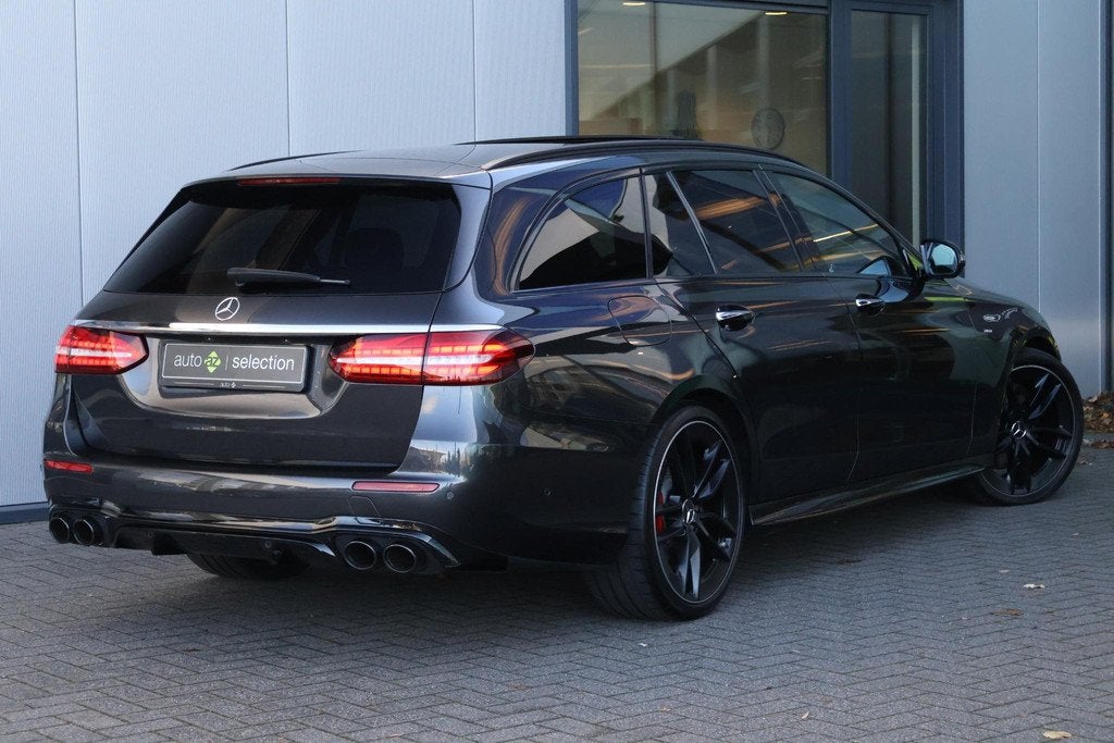 Mercedes-Benz E-klasse Estate AMG 53 4MATIC / Burmester / Pa, Auto's, Mercedes-Benz, Automaat, 435 pk, Gebruikt, 120 €/maand