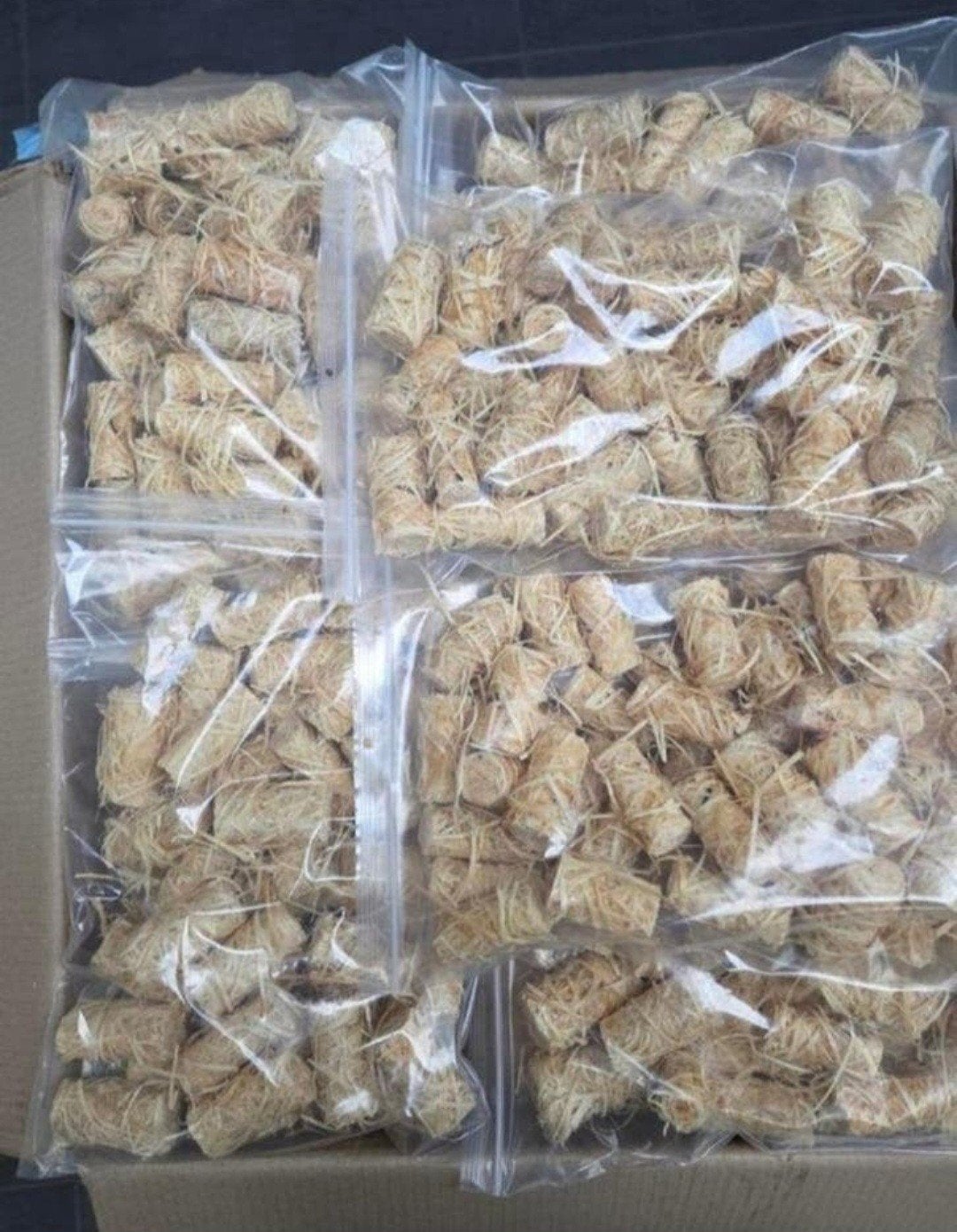 Aanmaakwokkels ca. 500 gram per zak, Tuin en Terras, Barbecue-accessoires, Ophalen of Verzenden, Nieuw