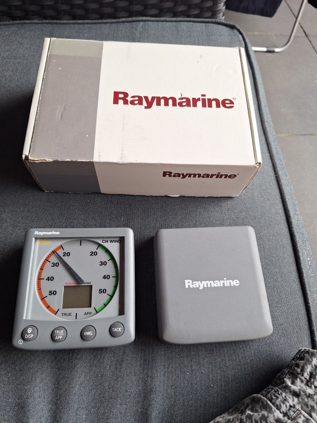 Raymarine st60+ wind & Close Hauled display, Watersport en Boten, Navigatiemiddelen en Scheepselektronica, Ophalen of Verzenden