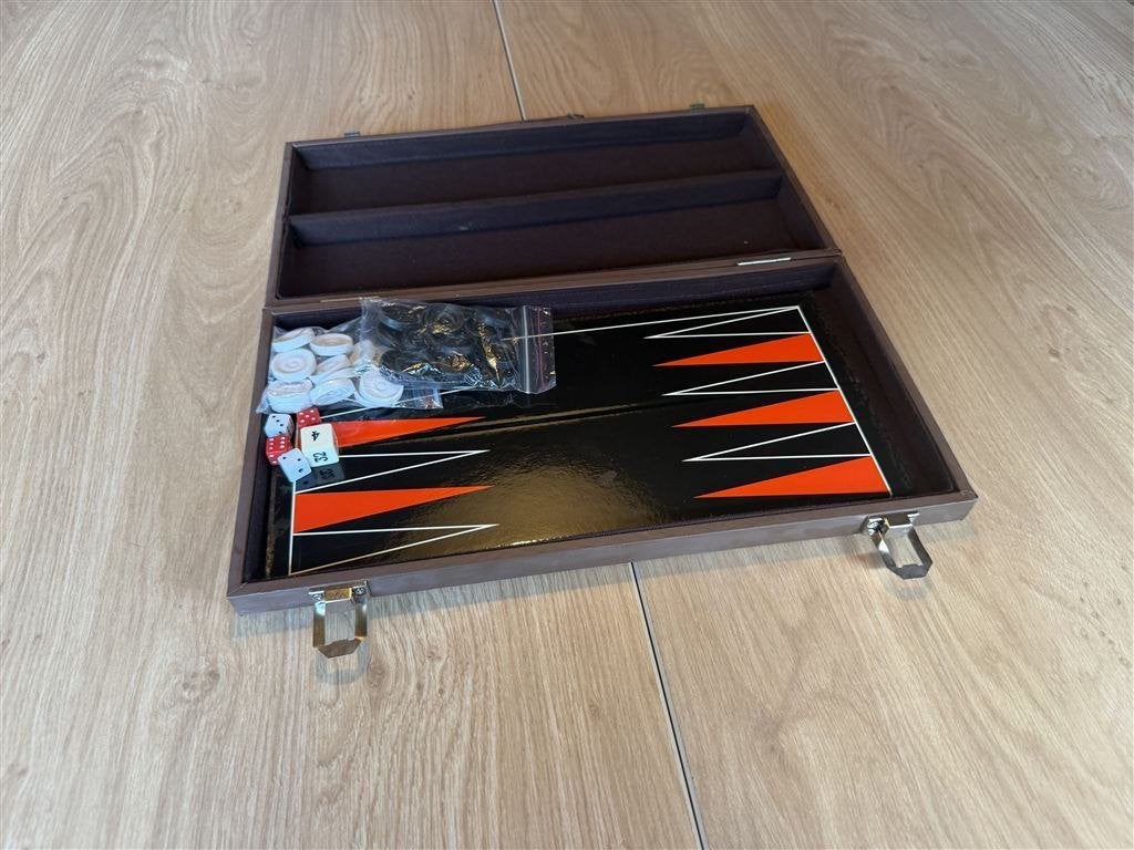 backgammon in koffer - S7270, Ophalen of Verzenden, Zo goed als nieuw