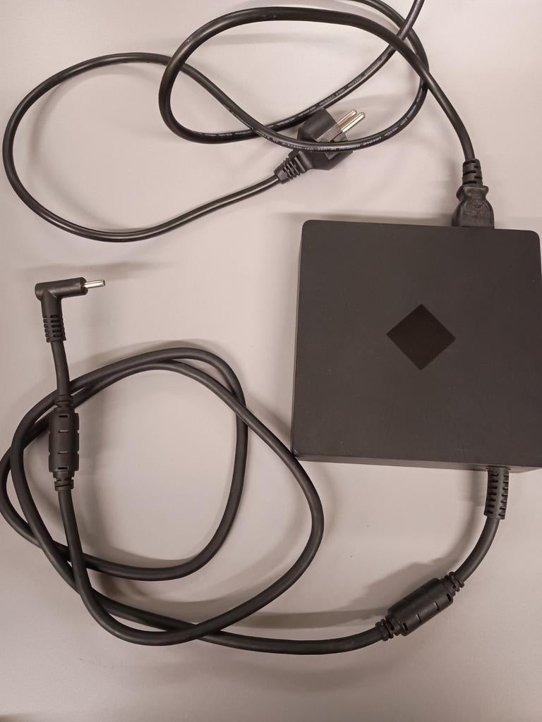 HP 330W charger / Omen gaming laptop lader, Ophalen of Verzenden, Zo goed als nieuw, HP