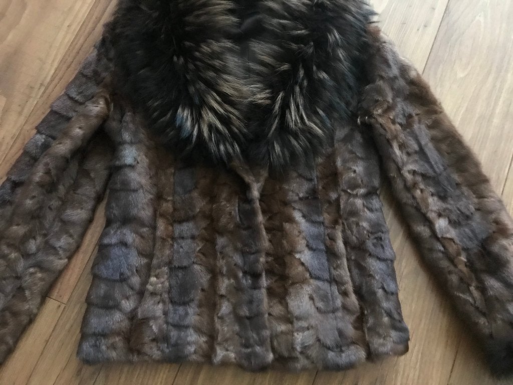Bruin nerts jas bontjas met vossenkraag furjack winterjas 38, Kleding | Dames, Maat 38/40 (M), Rossodisera, Bruin, Nieuw