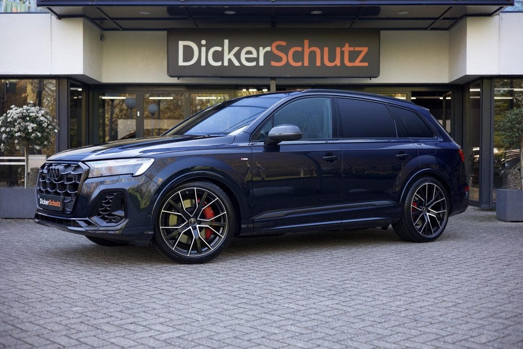 Audi Q7 60 TFSIe Competition Vierwielb. | Pano | Massage | T, Auto's, Audi, Automaat, 2995 cc, Blauw, 26 kWh