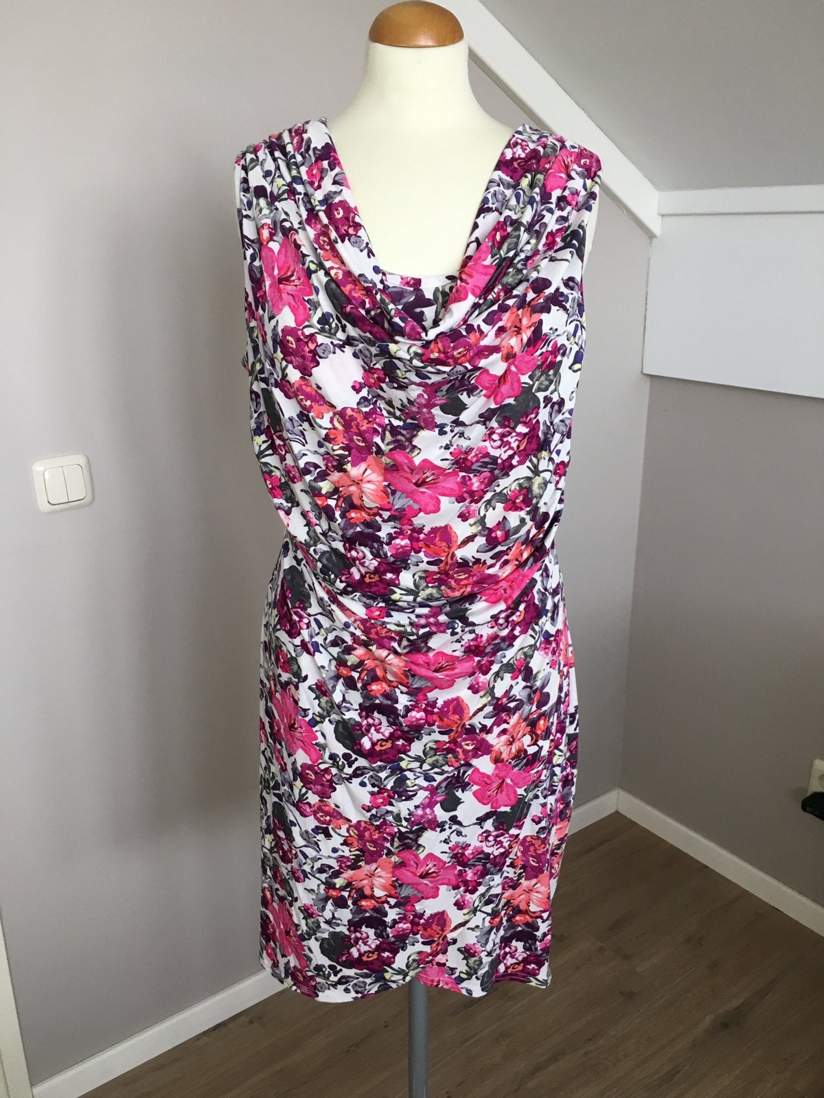 Super leuke prommis jurk mt L ZGAN, Maat 42/44 (L), Ophalen of Verzenden, Zo goed als nieuw, Roze