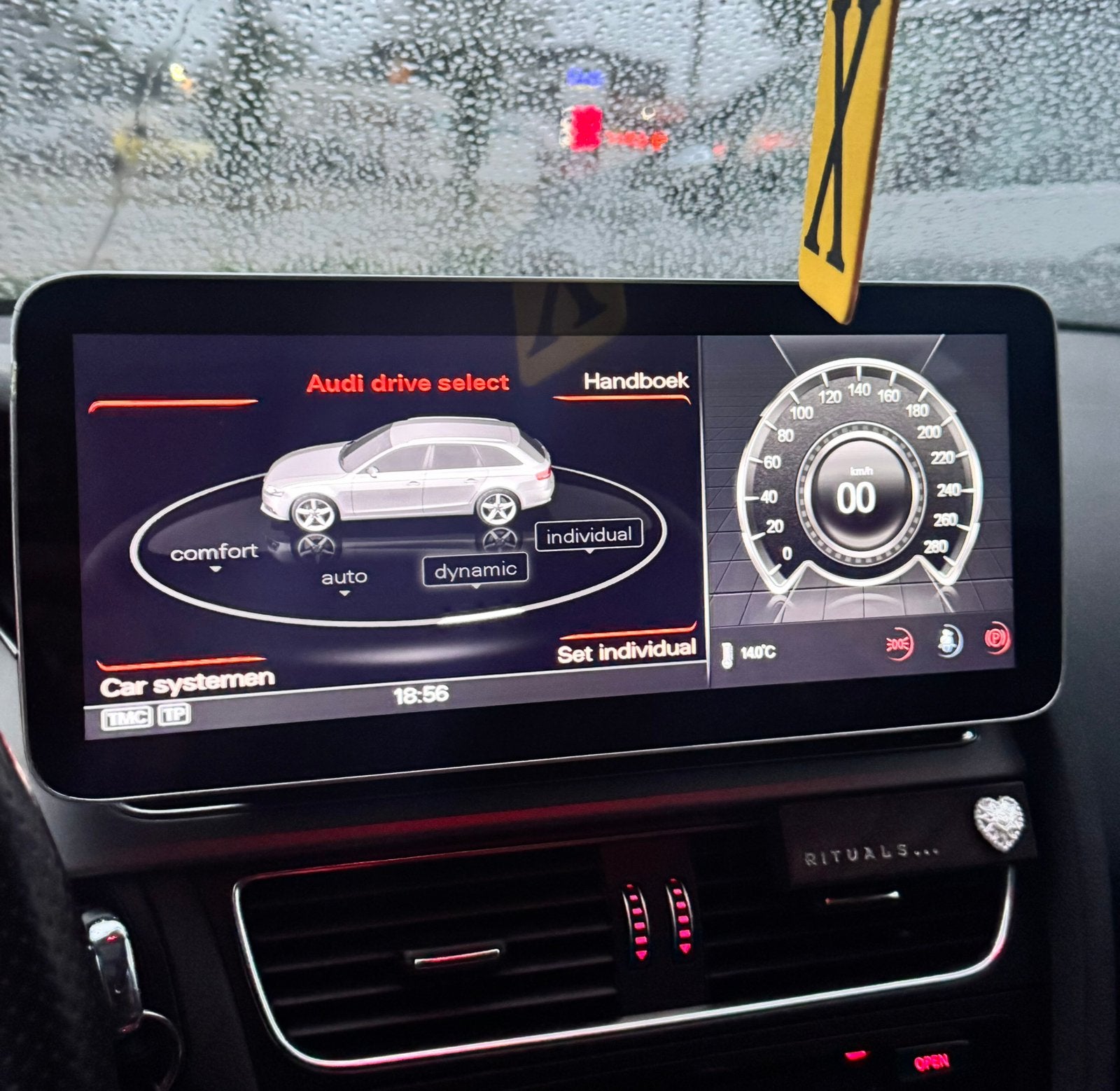Radio display audi a4 a5, Ophalen of Verzenden, Zo goed als nieuw