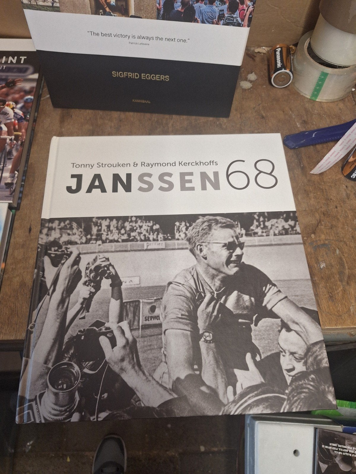 Jan Janssen 68 - Tonny Strouken & Raymond Kerckhoffs, Ophalen of Verzenden, Zo goed als nieuw, Overige typen
