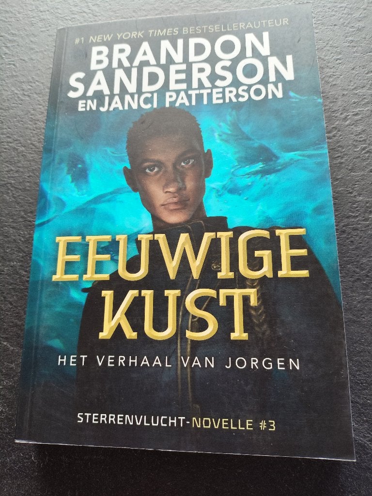 Brandon Sanderson Eeuwige Kust Jorgen in nieuwstaat!, Boeken, Fantasy, Ophalen of Verzenden, Zo goed als nieuw