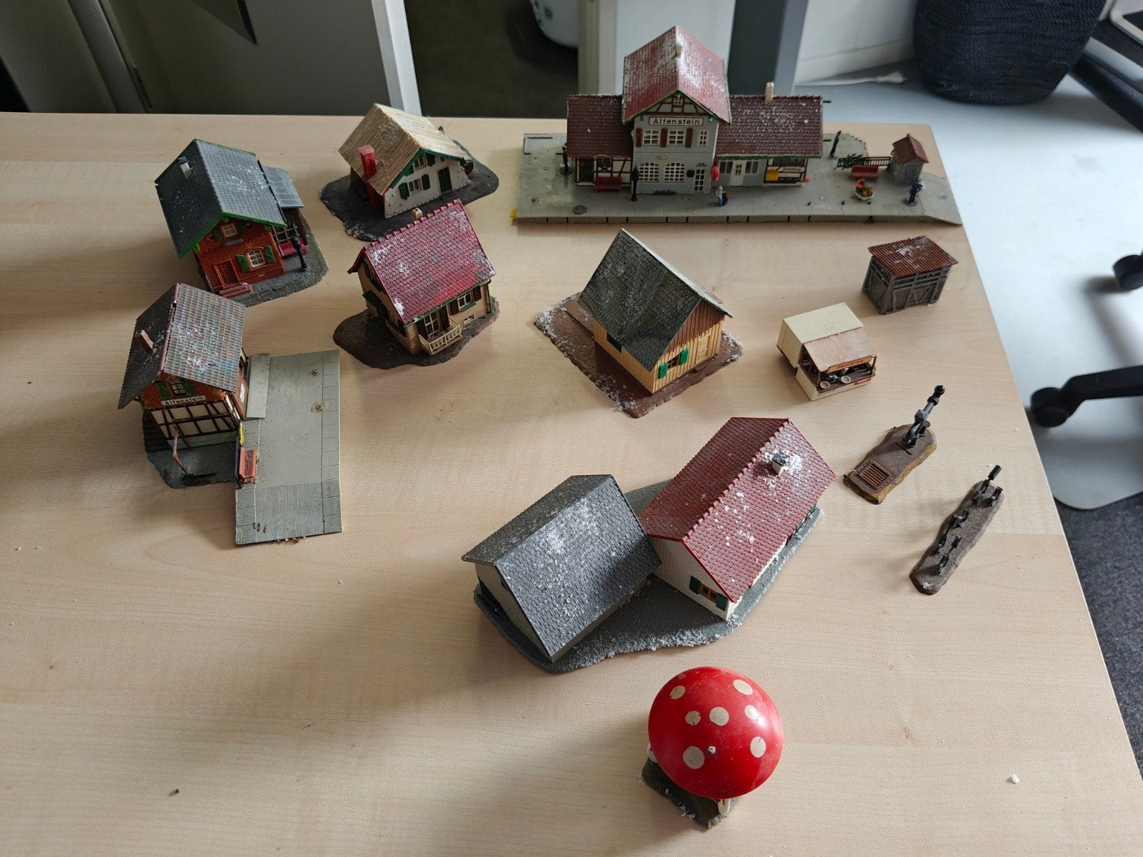 Div H0 huisjes (oude maat en nieuwe maat)., Ophalen of Verzenden, Nieuw, Poppenhuis