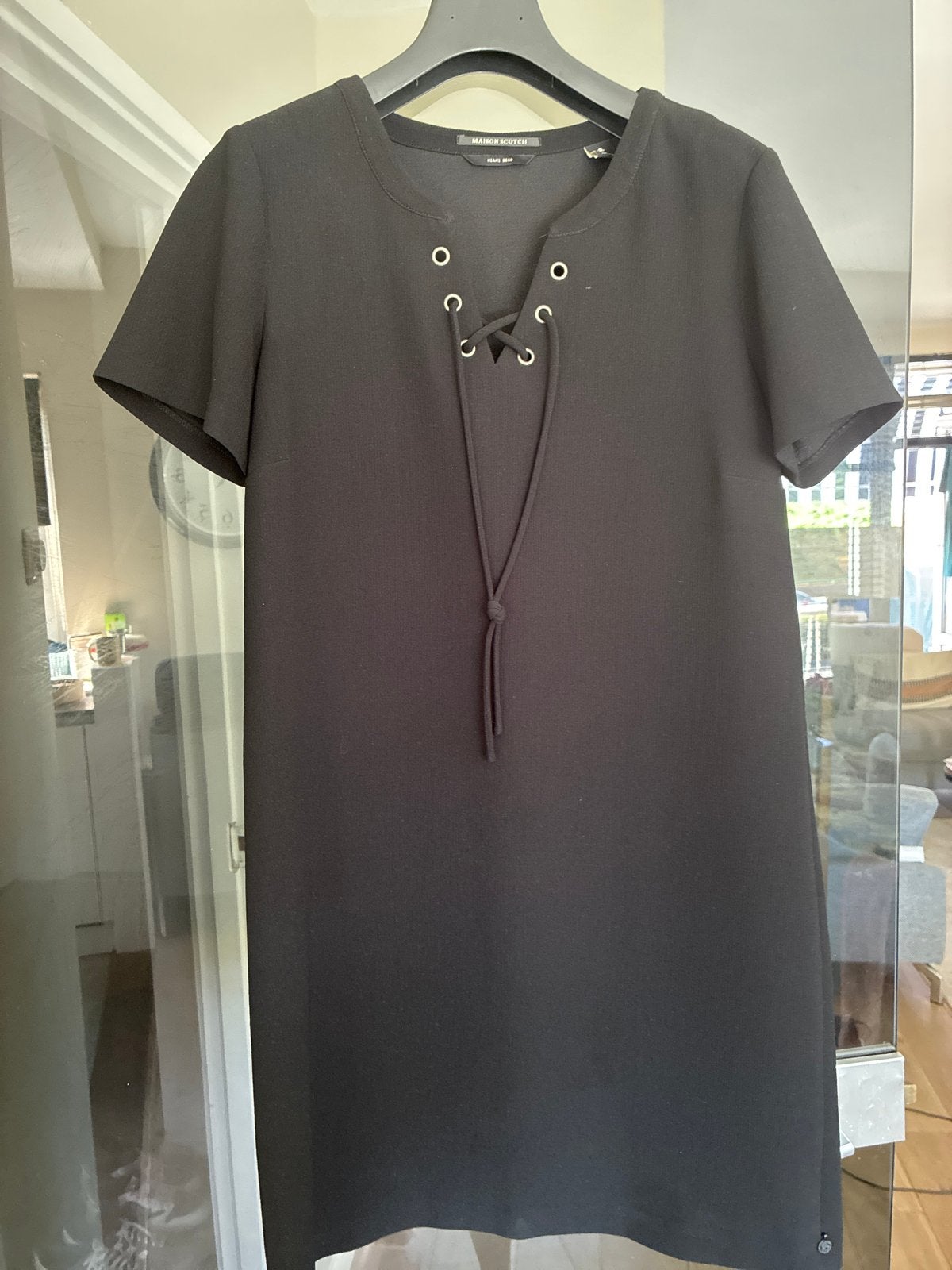 Maison Scotch jurk maat 38 zwart boven de knie, Maat 38/40 (M), Zwart, Ophalen of Verzenden, Zo goed als nieuw