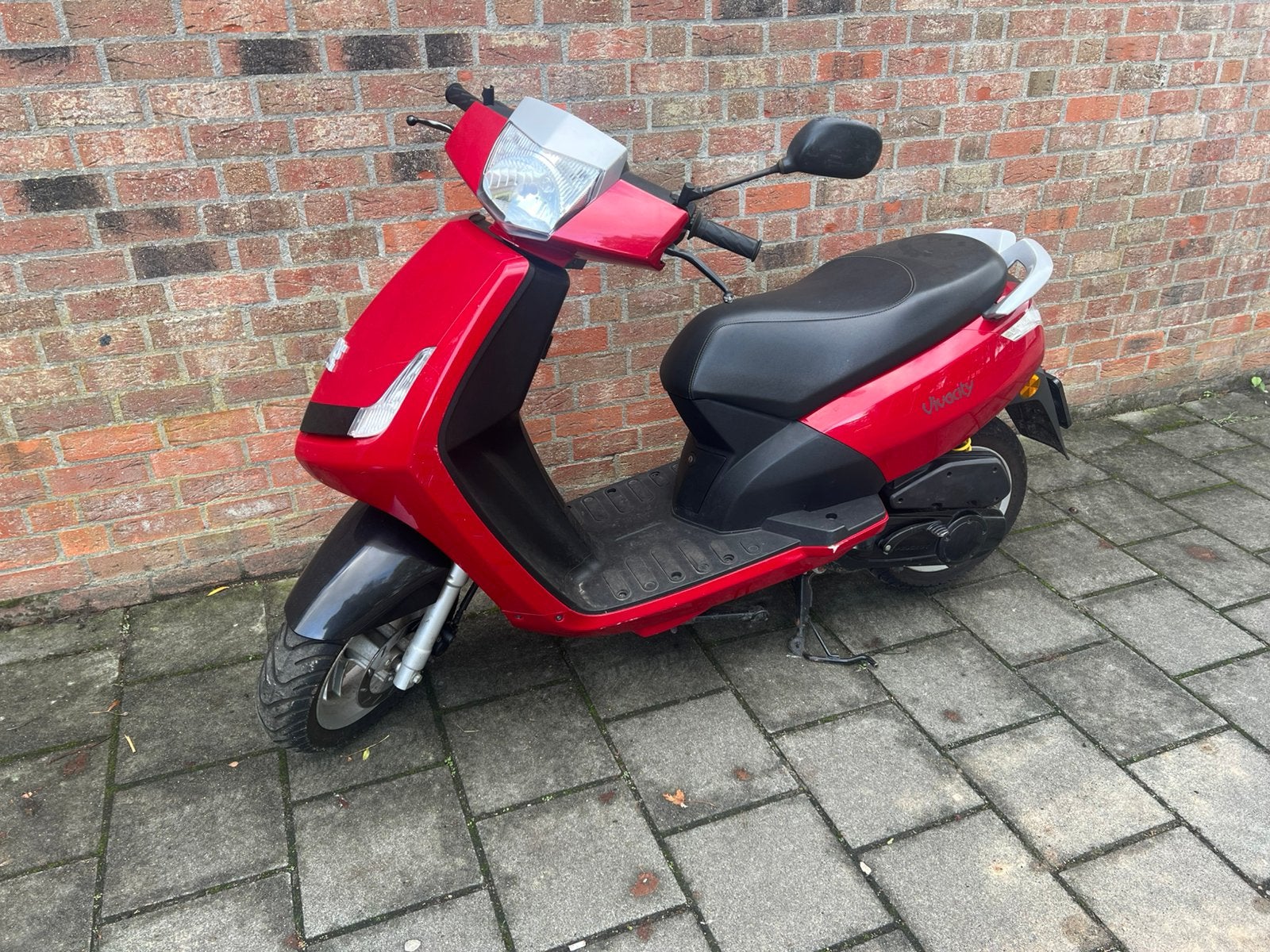 peugeot 2t, Fietsen en Brommers, Scooters | Peugeot, Ophalen of Verzenden, Zo goed als nieuw, Benzine