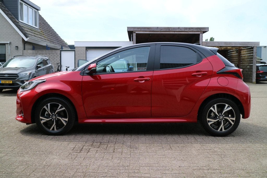 Toyota Yaris 1.5 Hybrid 115 Dynamic | Camera | Als nieuw! |, Gebruikt, 1490 cc, Bedrijf, Hybride Elektrisch/Benzine