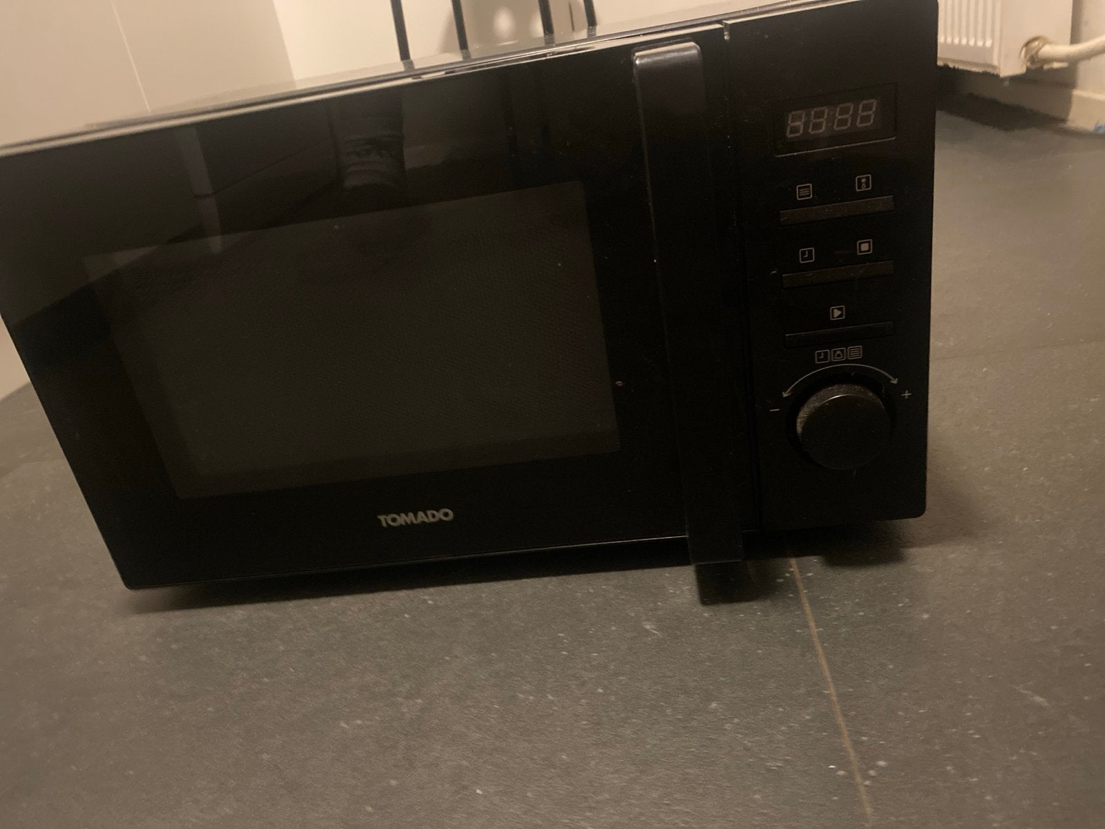 Tomado TMS2002B/01 Magnetron - Zwart, Ophalen, Gebruikt, Magnetron, 45 tot 60 cm
