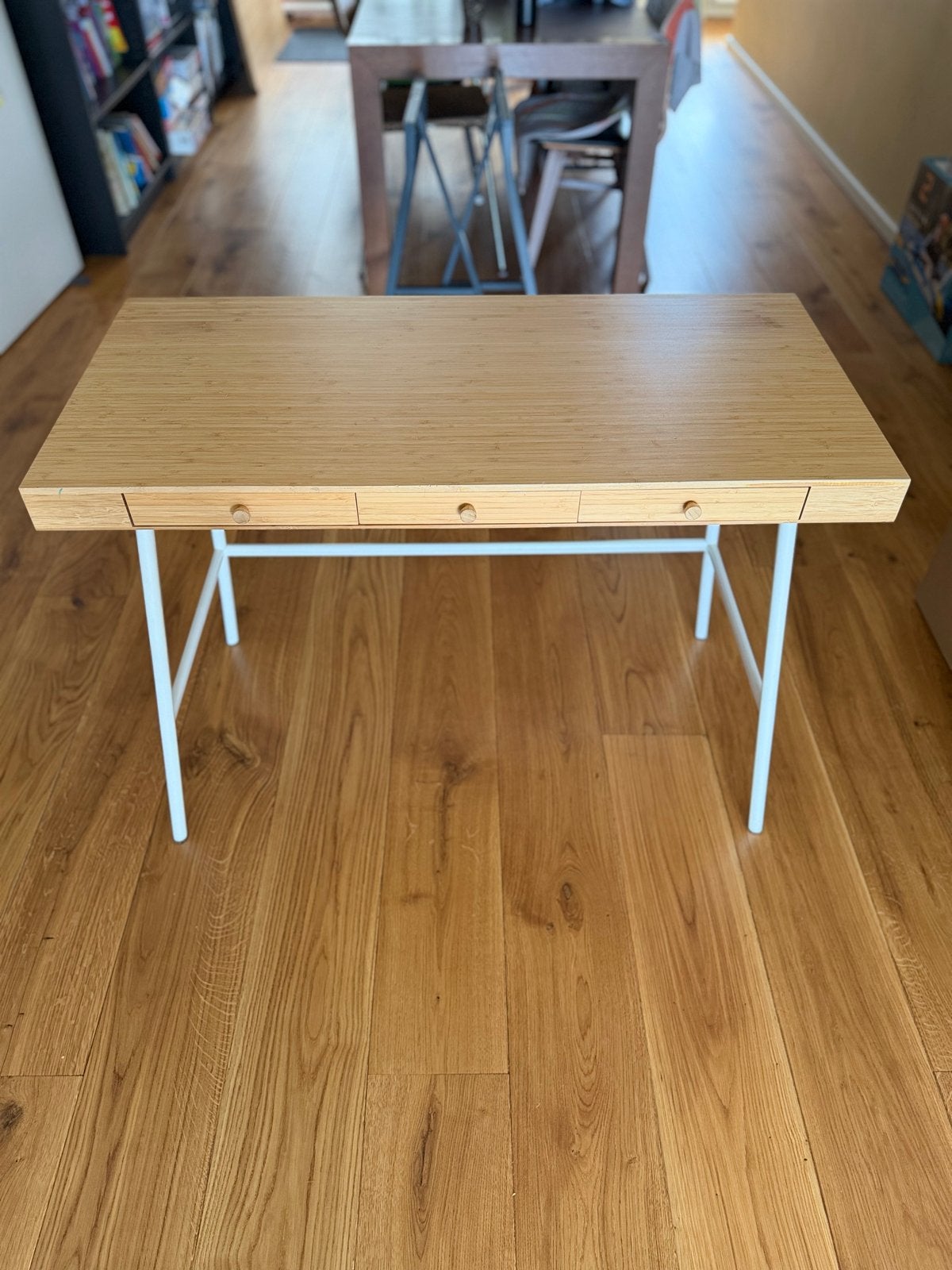 IKEA LILLÅSEN bureau bamboe - 102x49 cm, Huis en Inrichting, Bureaus, Ophalen, Gebruikt, IKEA, Beige
